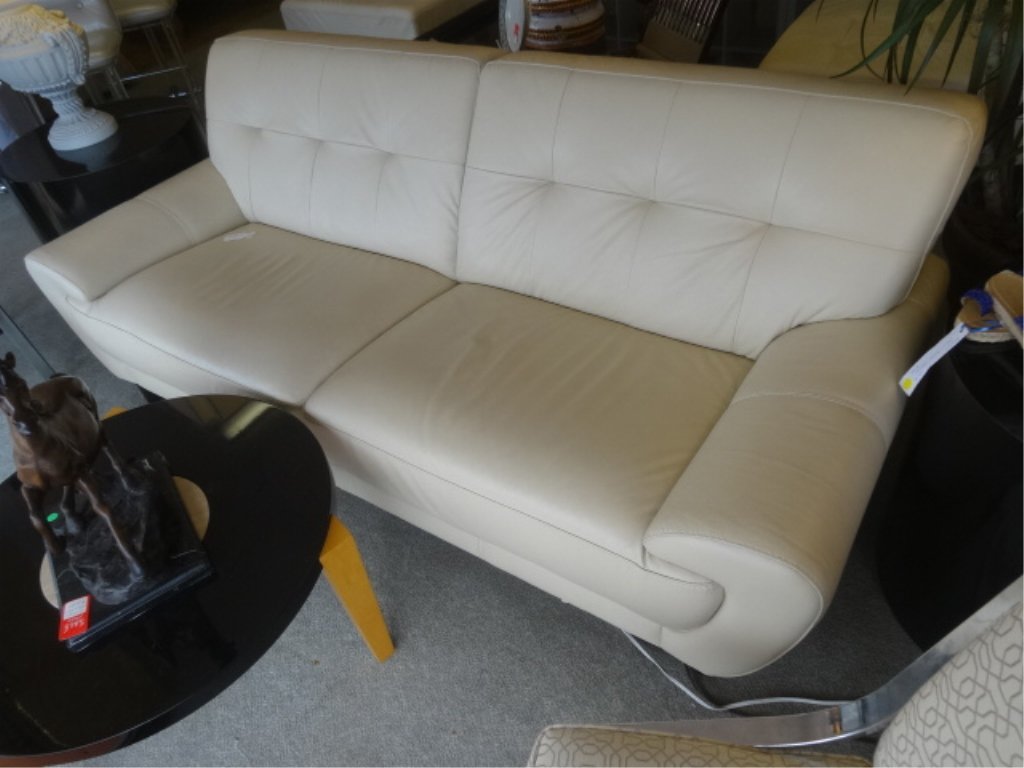 MODERN DESIGN WHITE LEATHER SOFA, CHATEAU D'AX, PREVIEW (1 of 10)