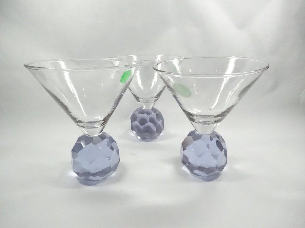 3 CRYSTAL MARTINI GLASSES, FACETED BLUE CRYSTAL BASES,: 3 CRYSTAL MARTINI GLASSES, FACETED BLUE CRYSTAL BASES, APPROX 5"H