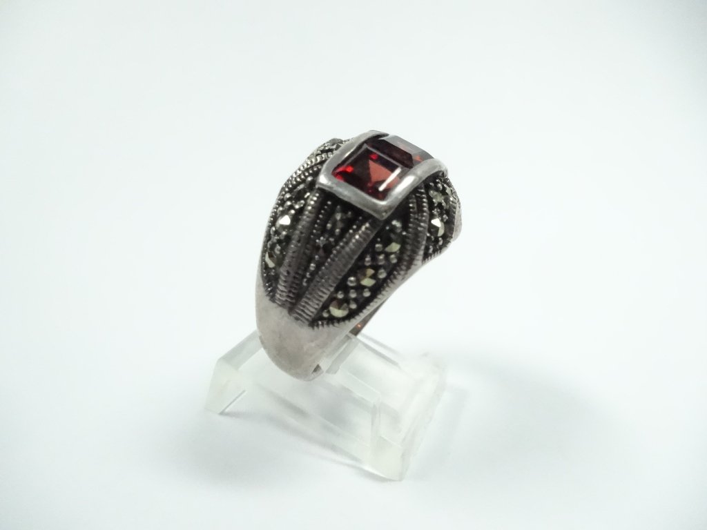SINO-TIBETAN STERLING SILVER RING, DARK RED STONES, (1 of 5)