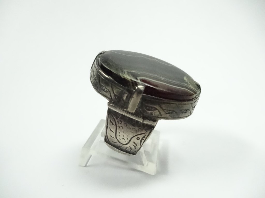 SINO-TIBETAN SILVER RING, BROWN/DARK GREEN AGATE STONE, (1 of 5)