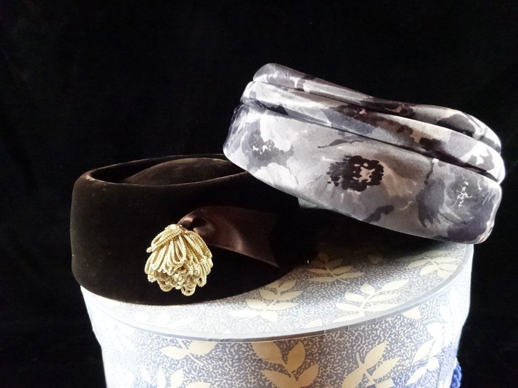 6 VINTAGE HATS WITH 3 HAT BOXES, SKU5321.06 (1 of 8)