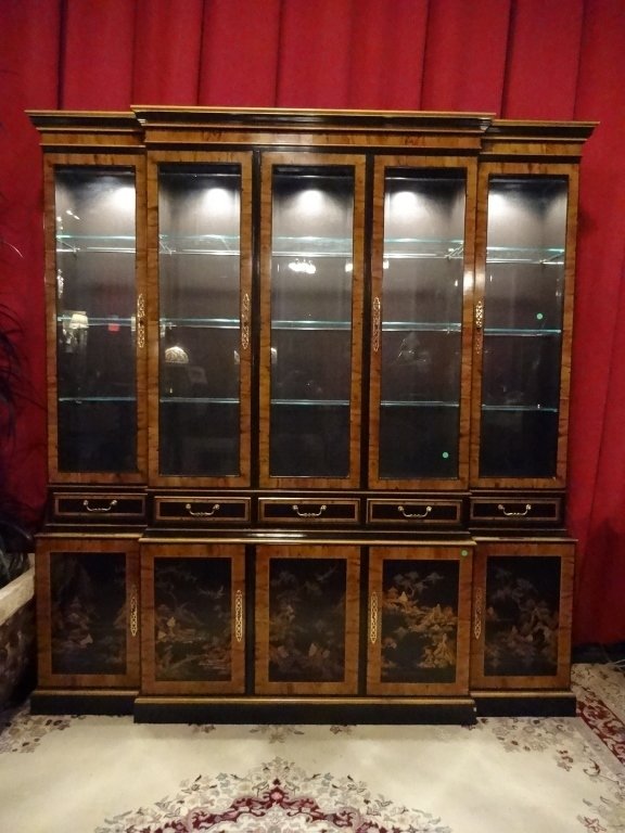 DREXEL CHINOISERIE BREAKFRONT, LIGHTED INTERIOR, GLASS (1 of 10)