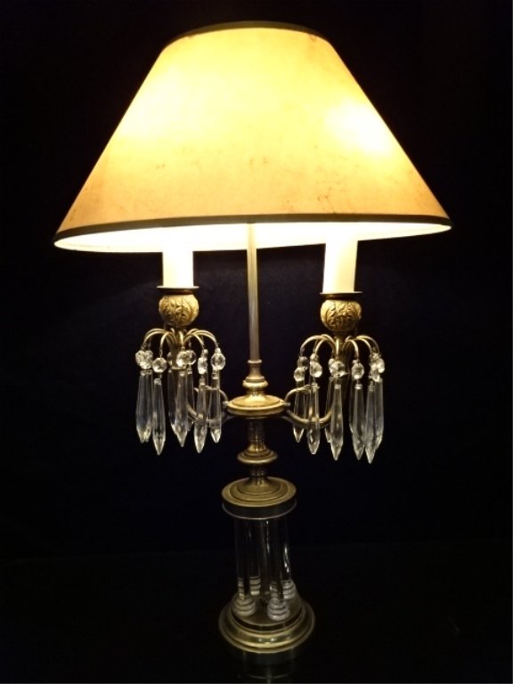 VINTAGE BRASS AND CRYSTAL LAMP, 2 LIGHTS WITH CRYSTAL (1 of 8)