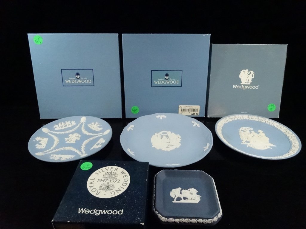 4 PC WEDGWOOD JASPERWARE WITH BOXES (1 of 5)