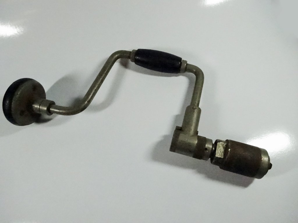 VINTAGE HAND DRILL, YANKEE NO. 2101 A - 10 IN (1 of 5)