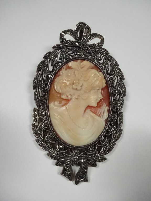 CAMEO PIN WITH MARCASITE & STERLING SILVER FRAME,: CAMEO PIN WITH MARCASITE & STERLING SILVER FRAME, APPROX 2 7/8"
