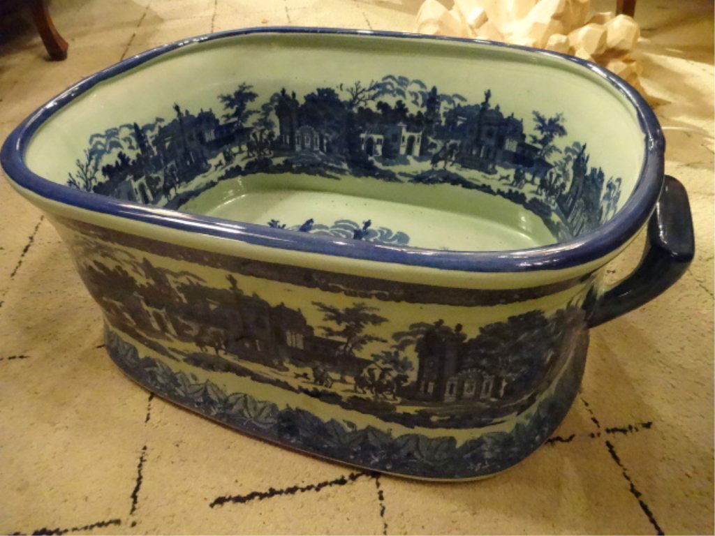 VICTORIA WARE BLUE AND WHITE IRONSTONE PLANTER FOOT (1 of 7)