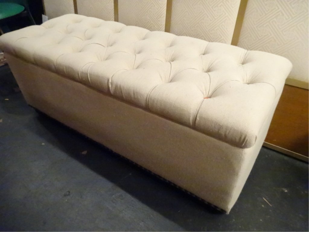 UPHOLSTERED STORAGE BENCH, TUFTED TOP, VERY GOOD (1 of 4)