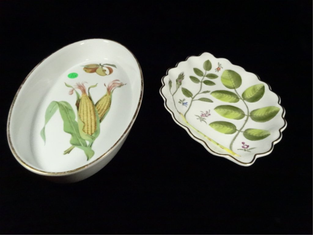 2 PC ROYAL WORCESTER BONE CHINA CASSEROLE AND PLATE,: 2 PC ROYAL WORCESTER BONE CHINA CASSEROLE AND PLATE, LARGER APPROX 12.5"L