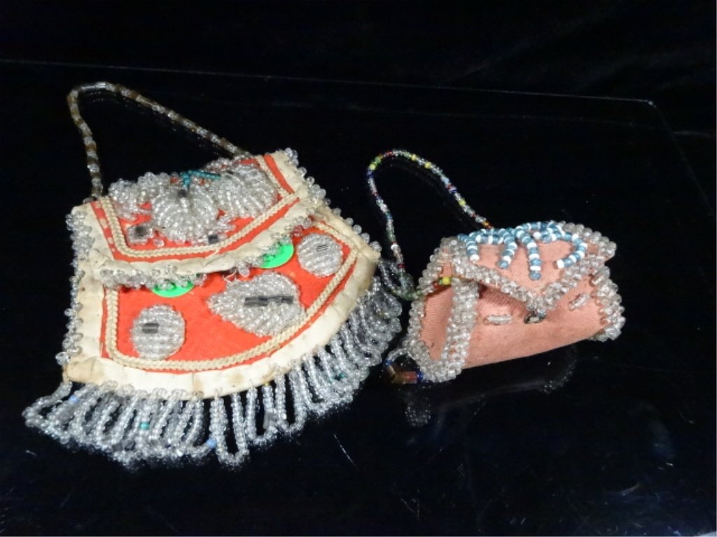 2 PC NATIVE AMERICAN BEADWORK PURSES, SMALLER DATED (1 of 7)