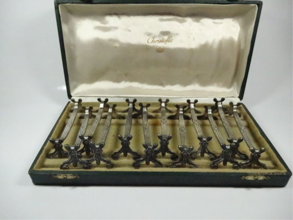 12 CHRISTOFLE FRANCE KNIFE RESTS WITH BOX: 12 CHRISTOFLE FRANCE KNIFE RESTS WITH BOX