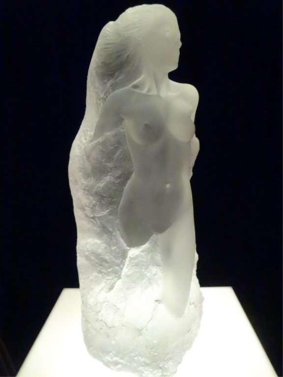 MICHAEL WILKINSON LUCITE SCULPTURE, FEMALE NUDE, TITLED: MICHAEL WILKINSON LUCITE SCULPTURE, FEMALE NUDE, TITLED NEW DAWN, LIMITED EDITION NUMBERED 6/300, SIGNED ON BASE, DATED 1986, EXCELLENT CONDITION, LIGHTED PEDESTAL NOT INCLUDED, 19.5"H SKU708.17