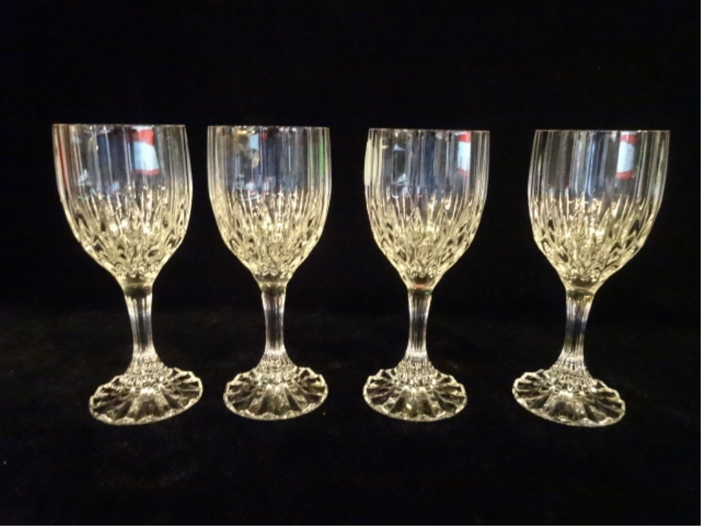 4 VINTAGE CRYSTAL CORDIAL GLASSES, EXCELLENT CONDITION, (1 of 4)