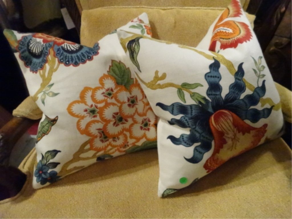 2 CELERIE KEMBEL ACCENT PILLOWS, HOTHOUSE FLOWERS (1 of 5)