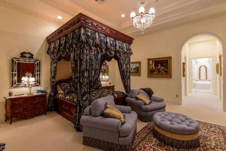 3 PC LOUIS XV STYLE KING CANOPY BEDROOM SET, MADE IN SP (1 of 10)