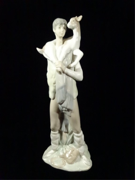 RETIRED LLADRO PORCELAIN FIGURINE "SHEPHERD BOY (1 of 7)
