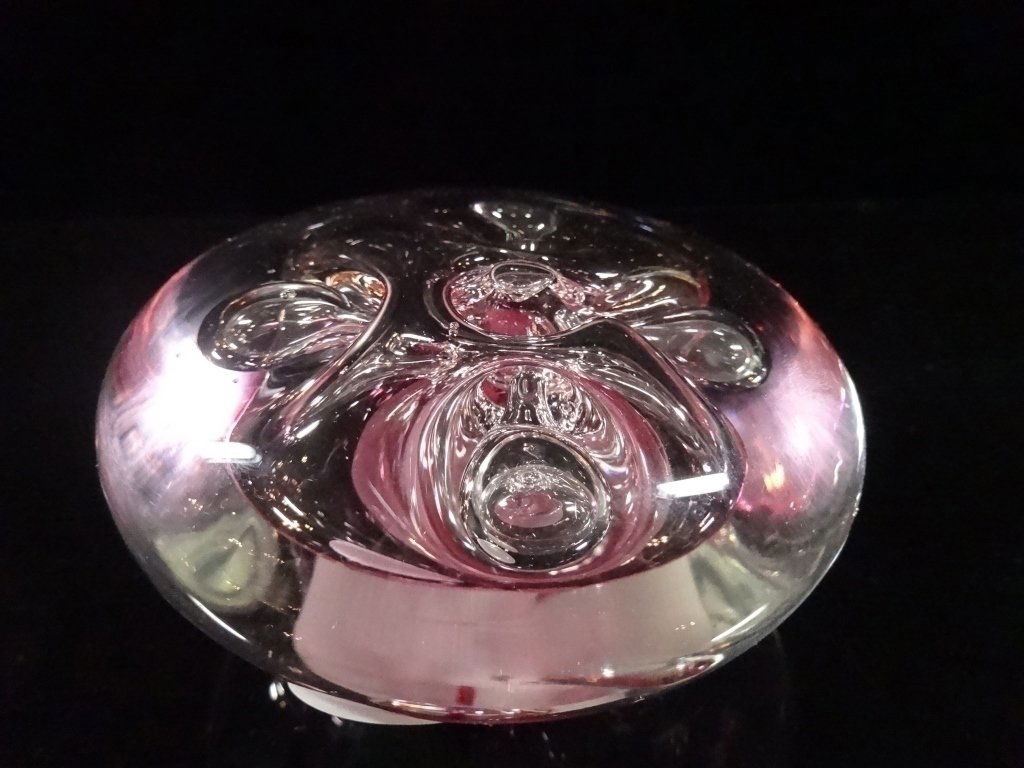 KARG ART GLASS PAPERWEIGHT, APPROX 3.75"W, SMALL BRUISE (1 of 6)