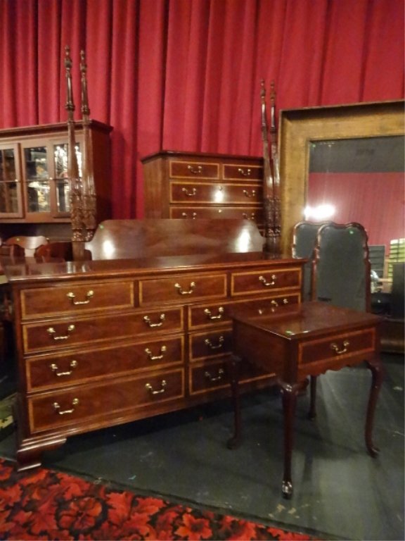 6 PC THOMASVILLE MAHOGANY QUEEN BEDROOM SET, INCLUDES 4 (1 of 10)