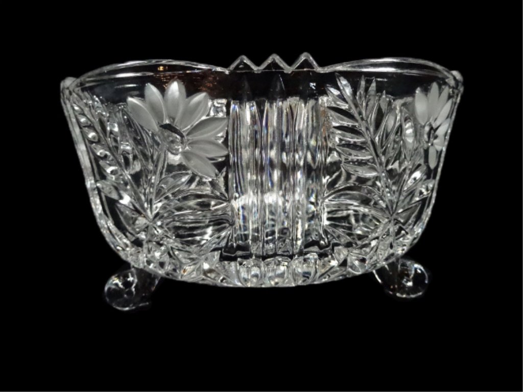 CRYSTAL BOWL, 3 FEET, APPROX 7.75" DIAMETER, APPROX (1 of 4)