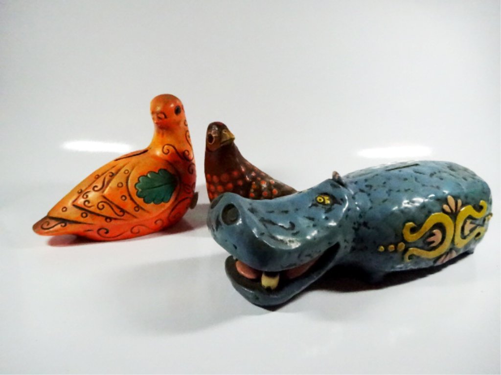 3 PC PAPIER MACHE ANIMALS, INCLUDES BLUE HIPPO BANK: 3 PC PAPIER MACHE ANIMALS, INCLUDES BLUE HIPPO BANK APPROX 10"L, BROWN BIRD MADE IN MEXICO, AND ORANGE BIRD BANK (BROKEN BASE)