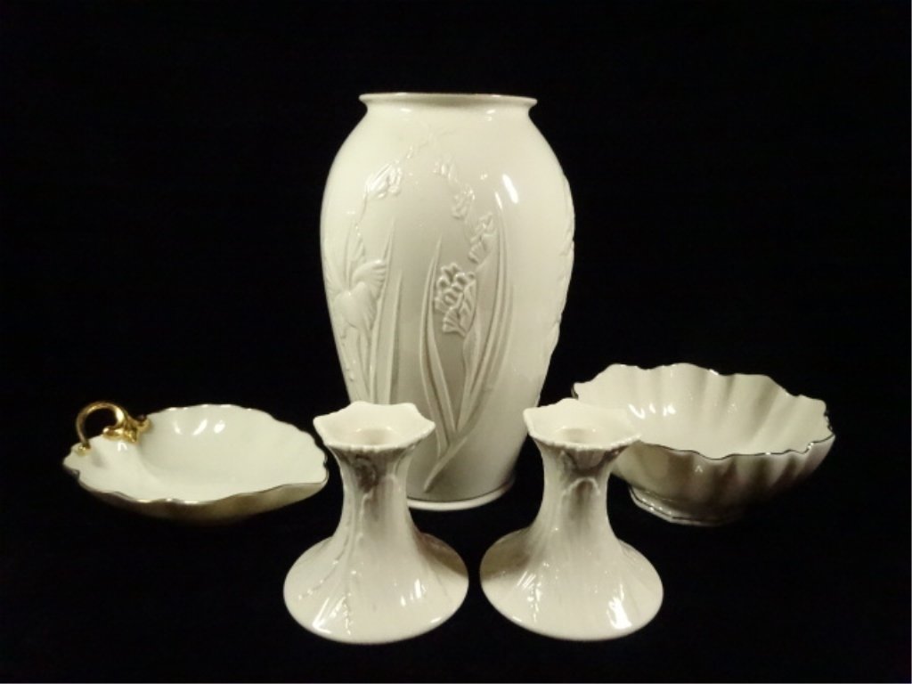 5 PC LENOX PORCELAIN, INCLUDES VASE WITH GOLD RIM (1 of 9)