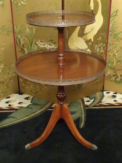 FERGUSON MAHOGANY 2 TIER TABLE, BRASS RIM AND PAW FEET, (1 of 6)
