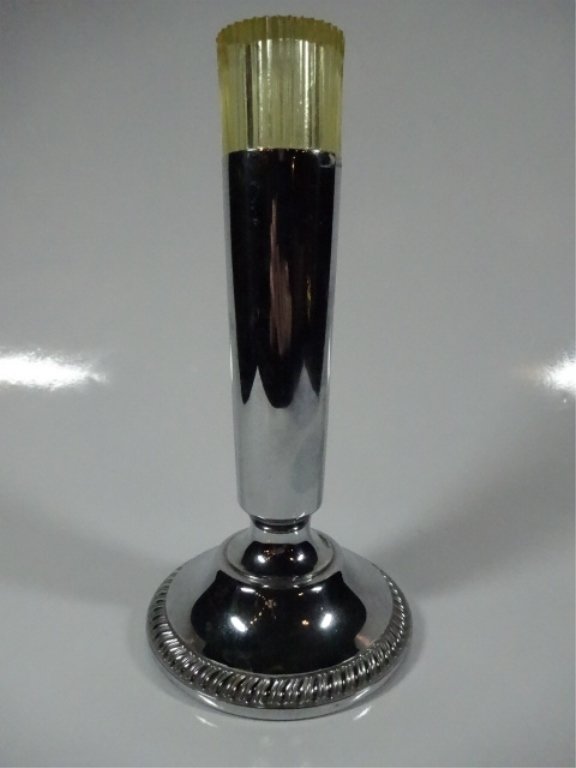 VINTAGE BATTERY OPERATED VANITY LIGHT, APPROX 7.75"H: VINTAGE BATTERY OPERATED VANITY LIGHT, APPROX 7.75"H