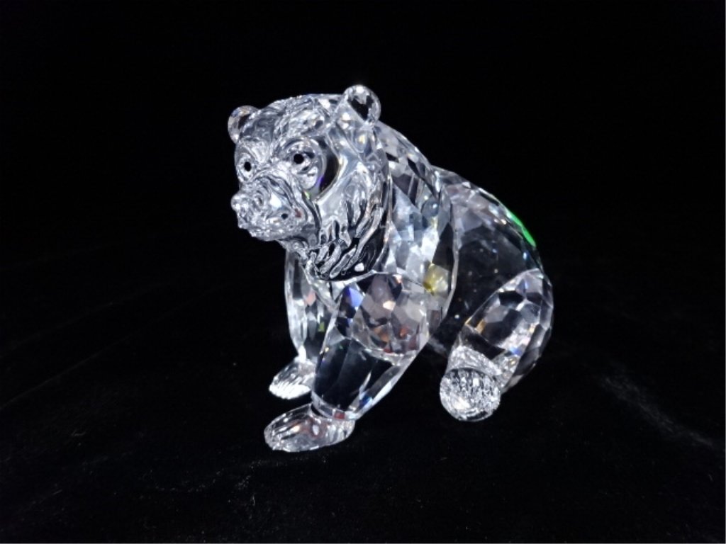 SWAROVSKI CRYSTAL SEATED BEAR FIGURE, ETCHED SWAROVSKI (1 of 6)