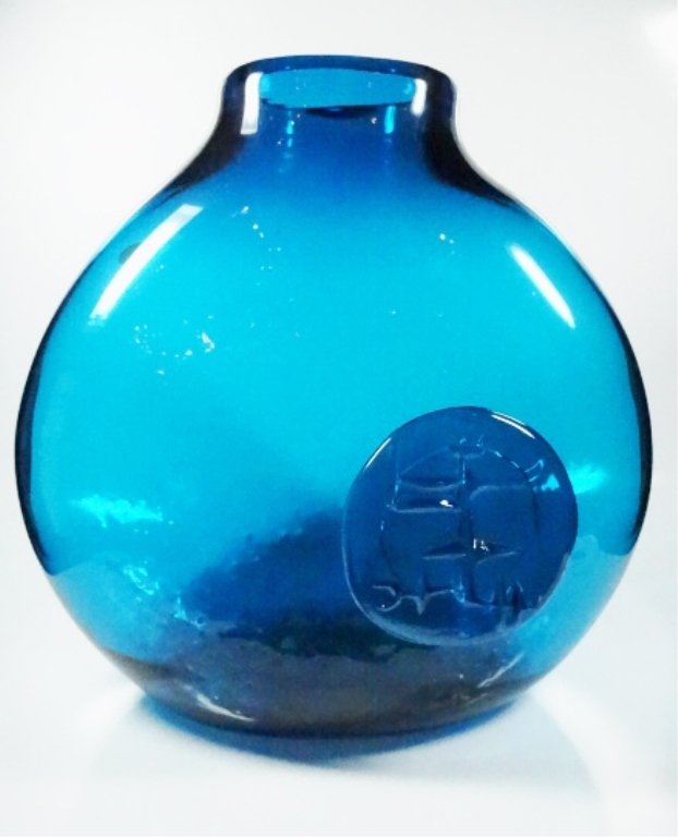 LARGE BLUE GLASS VASE WITH CHOPMARK INCLUSION, APPROX (1 of 6)