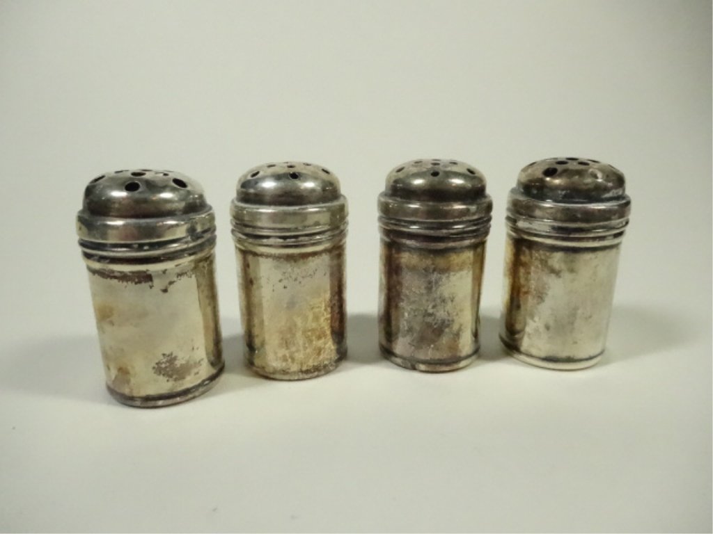 4 PC STERLING SILVER SALT SHAKERS, APPROX 20 GRAMS, (1 of 3)