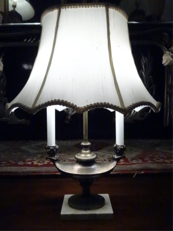 VINTAGE BRASS LAMP, 2 LIGHTS, MARBLE BASE, VERY GOOD (1 of 6)
