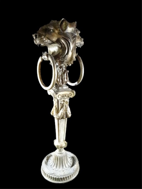 LION'S HEAD DUAL TOWEL HOLDER, APPROX 25.5"H: LION'S HEAD DUAL TOWEL HOLDER, APPROX 25.5"H