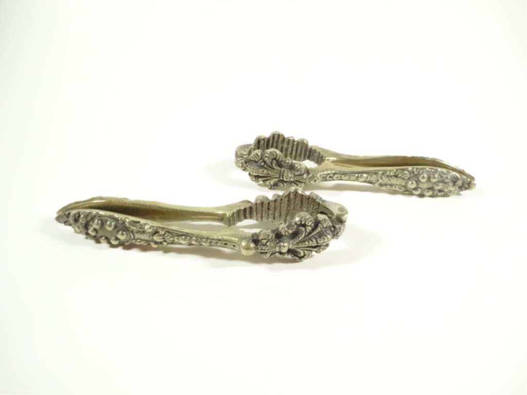 2 METAL NUTCRACKERS, ORNATE DESIGN, APPROX 5 1/2" & 5 (1 of 5)