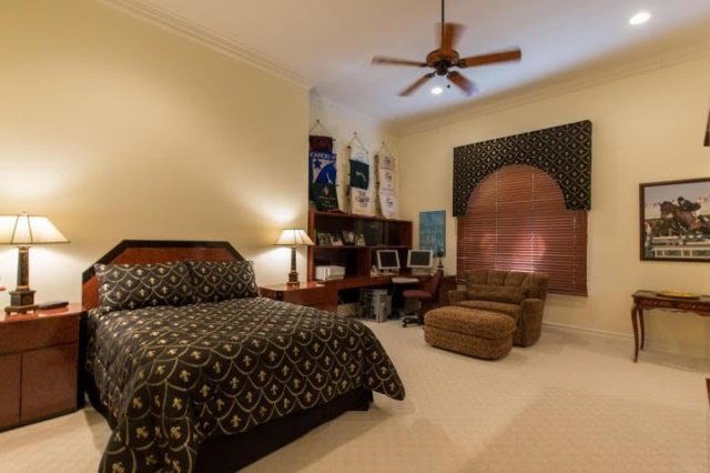 3 PC MODERN MICA KING BEDROOM SET, INCLUDES BED AND 2 (1 of 1)