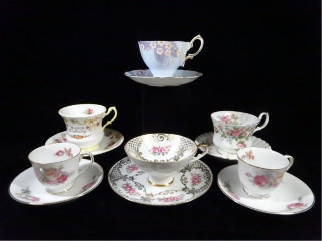 12 PC TEACUPS & SAUCERS, INCLUDES ROYAL ALBERT BONE: 12 PC TEACUPS & SAUCERS, INCLUDES ROYAL ALBERT BONE CHINA, ALBOTH & KAISER & SANGO