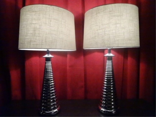 PAIR MODERN DESIGN CHROME LAMPS, RIBBED BASES, DRUM (1 of 7)