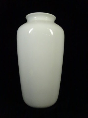 KAISER PORCELAIN WHITE VASE, WITH GOLDEN CROWN E&R (1 of 4)