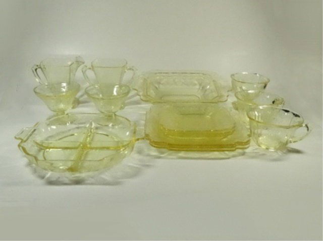 15 PC YELLOW DEPRESSION GLASS, INCLUDES INDIANA GLASS (1 of 10)
