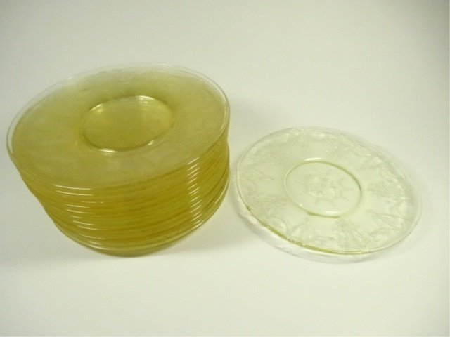 16 PC YELLOW DEPRESSION GLASS SAUCER PLATES, APPROX (1 of 4)