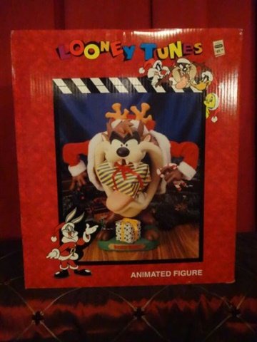 ANIMATED CHRISTMAS TASMANIAN DEVIL FIGURE FROM LOONEY (1 of 4)