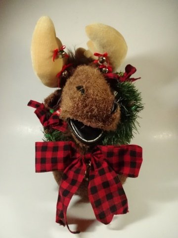 CHRISTMAS DECOR - PLUSH REINDEER, APPROX 16.5": CHRISTMAS DECOR - PLUSH REINDEER, APPROX 16.5"