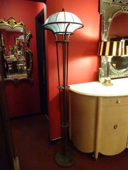 TIFFANY STYLE LEADED GLASS FLOOR LAMP BY SPLENDOR (1 of 6)