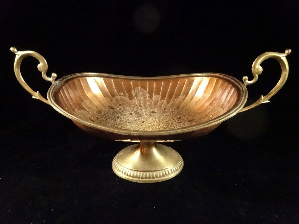 COPPER AND BRASS PEDESTAL BOWL, GOOD CONDTION WITH WEAR (1 of 4)