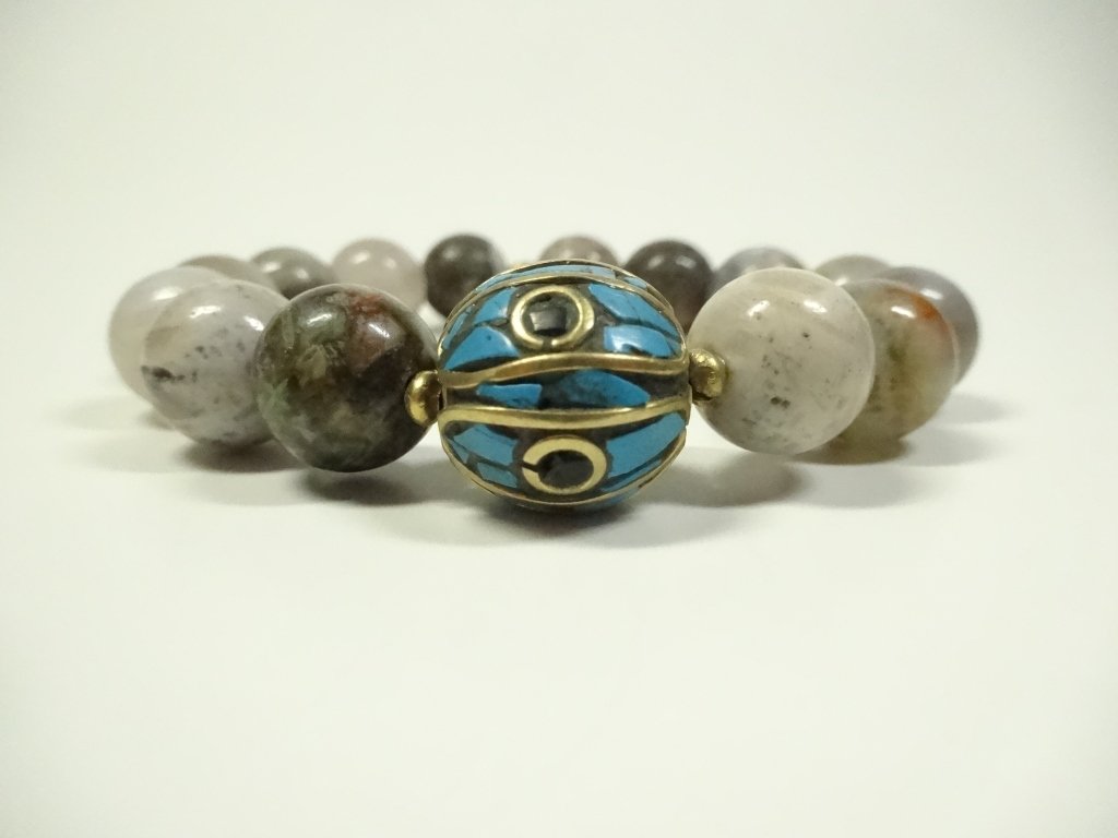 AGATE BEAD STRETCH BRACELET, TURQUOISE ACCENTED FEATURE (1 of 4)