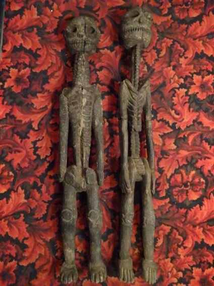 2 LARGE CARVED WOOD SKELETON FIGURES, NATURAL AGE (1 of 9)