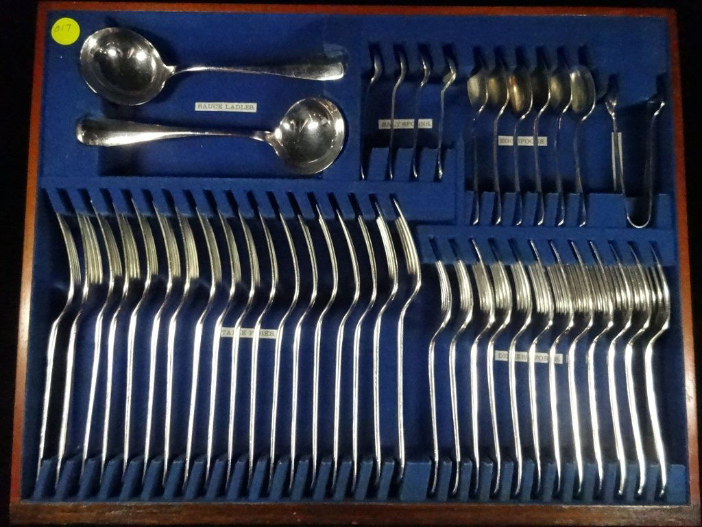 75 PC VINTAGE SILVERPLATE FLATWARE, SINGLE PATTERN, (1 of 7)
