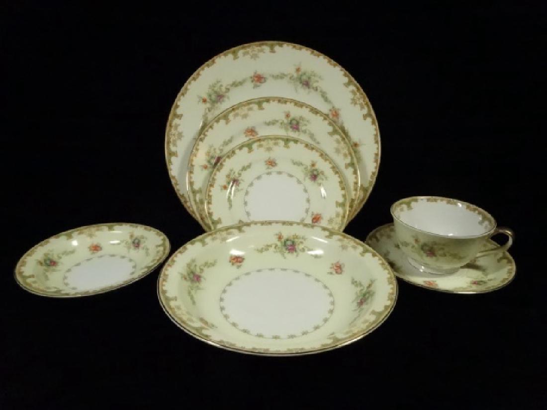 90 PC EMPRESS CHINA SERVICE FOR 12, ROSELLE PATTERN, (1 of 10)