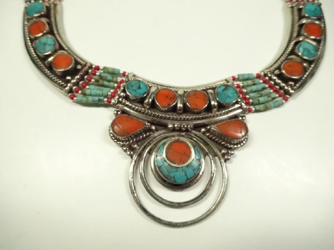 TURQUOISE & CORAL NECKLACE, CHOKER STYLE: TURQUOISE & CORAL NECKLACE, CHOKER STYLE