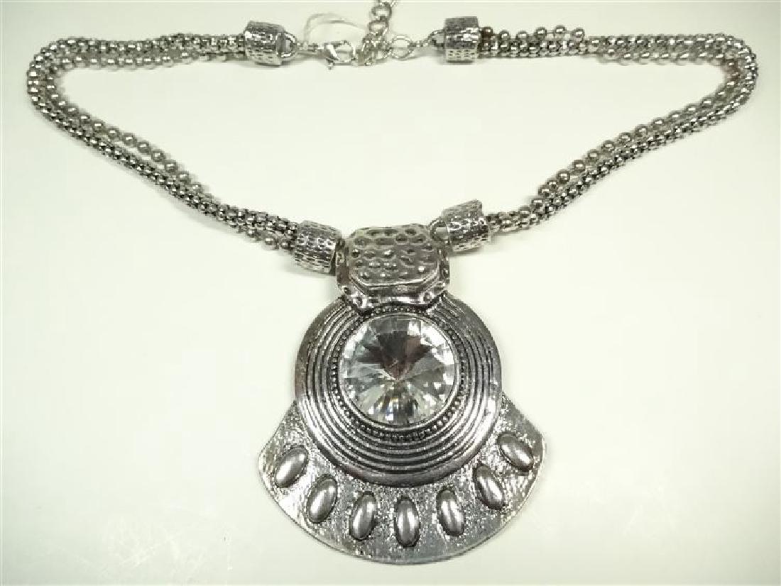 LARGE FACETED CRYSTAL PENDANT NECKLACE, WITH 3" SILVER (1 of 3)