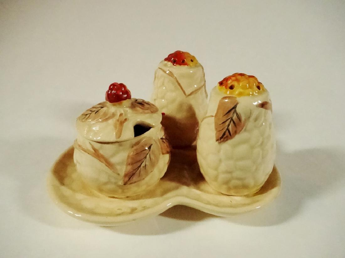 4 PC WADE BRAMBLE PORCELAIN CRUET SET, SALT, PEPPER, (1 of 3)